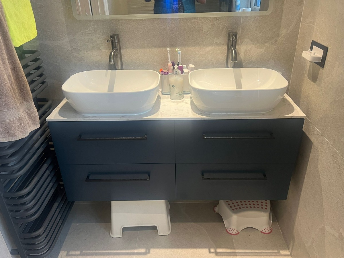 Bathroom Fitter: Image 1